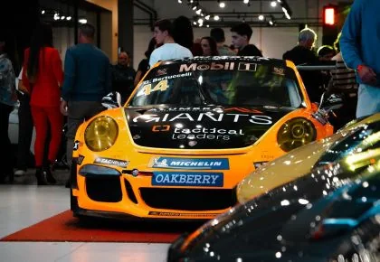 Alumbra Day - Parceria com Porsche Cup